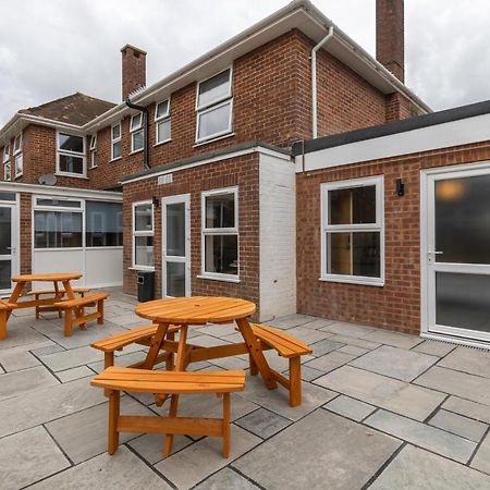 Ocean Apartments, Apartment 1 - Bright And Modern 1 Bedroom Apartment Littlehampton Bagian luar foto