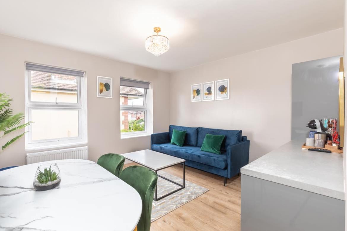 Ocean Apartments, Apartment 1 - Bright And Modern 1 Bedroom Apartment Littlehampton Bagian luar foto